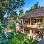 Villa Kembar