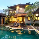 Amaryllis Kedewatan Villa