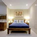 Sari House Ubud - Balinese Style Homestay