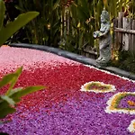 Kawan Antique Ubud Villa