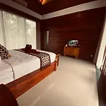 Nirankara Ubud Villa