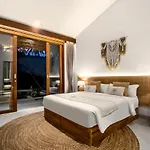 Villa Calamansi By Balisuperhost