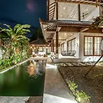 Putri Salju Villa By Evdekimi Ubud