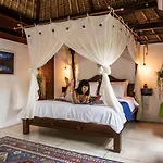 Anahita Luxury Villas