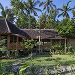 Rumah Kayu Resort