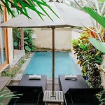 Graha Sandat Villas By Pramana Villas