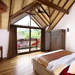 Villa Leonora