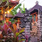 Mayka House