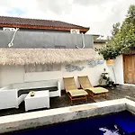 White Sandat Guest House