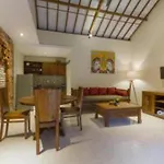 Red Lily Villa By Prasi