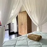 Mahanadewi Villa