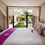 Villa Candi Kecil Tiga By Villa Finder