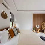 Kakul Villas & Suites