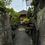 Suntari Homestay