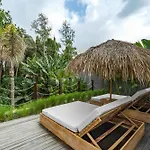 Villa Calvina By Balisuperhost