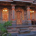 Warini Bungalows