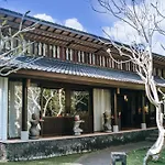 Dua Dari, A Residence By Hadiprana