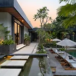 Villa Aruna By Balisuperhost