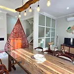 Vero Selaras - Villa Ubud Made Heng