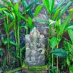 Villa Heliconia