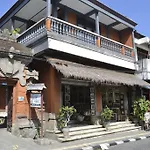 Happy Inn