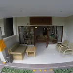 Lucky Family Cottage