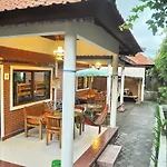 Soni Backpacker House