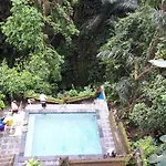 Anggrek Mas Bed & Breakfast