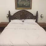 Anggrek Mas Bed & Breakfast