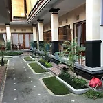 Taman Indah Homestay
