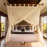 Howlite Private Villa