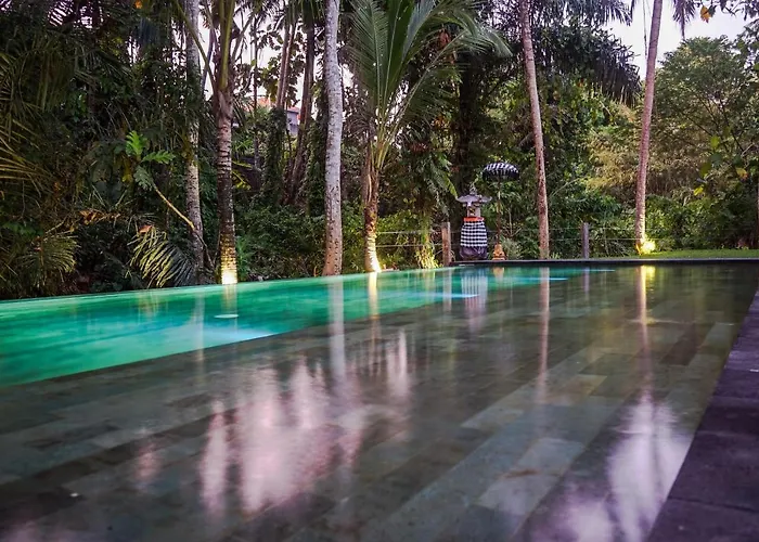 Six Cubes Ubud