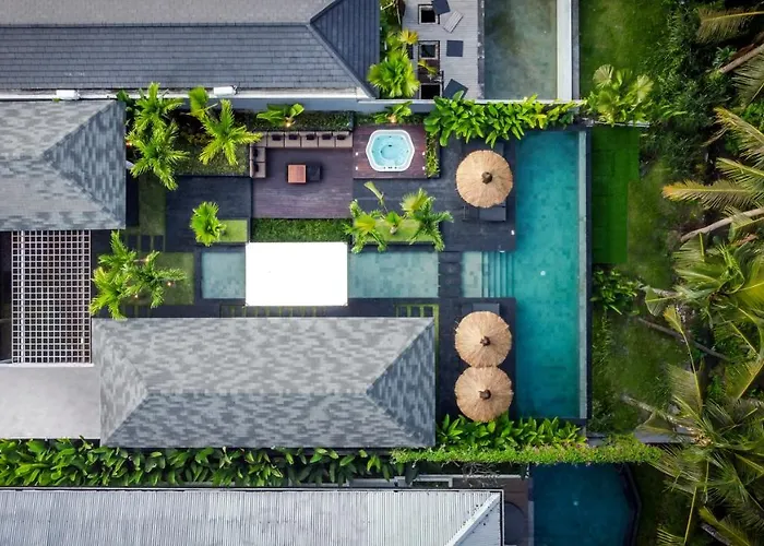 Villa Jacuzzi By Balisuperhost