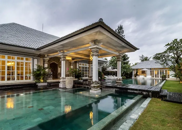 Villa Symphony White By Balisuperhost