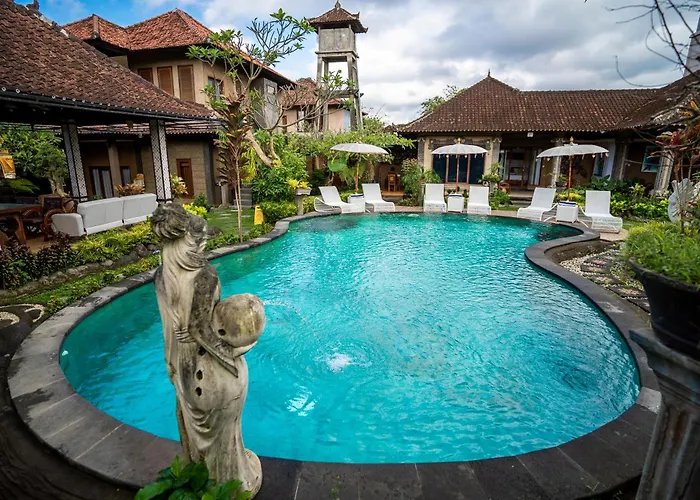 Capung Cottages