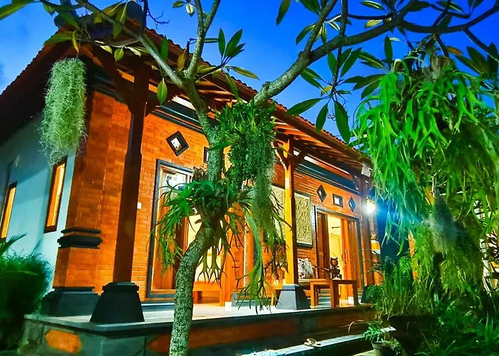 Mayka House