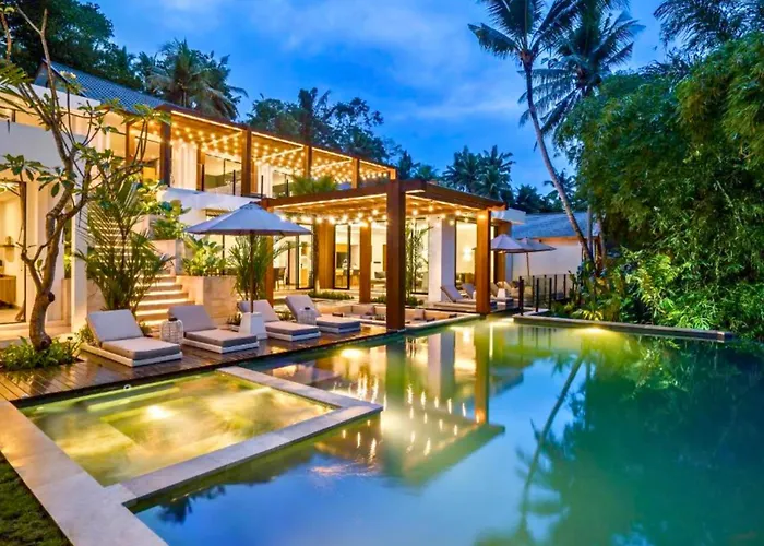 Ojasvini 6 Bedroom Private Pool Villa Zn209