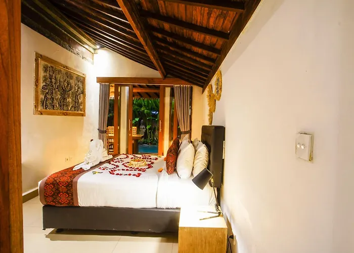 Private Villa With Nature Atmosphere By Pondok Dino