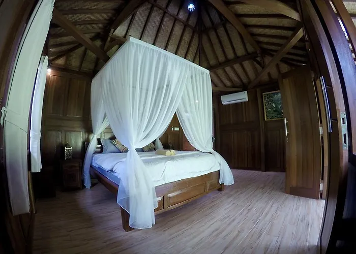 Pondok Seken Wooden Villa