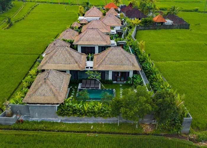 Three Gold Luxury Private Villas