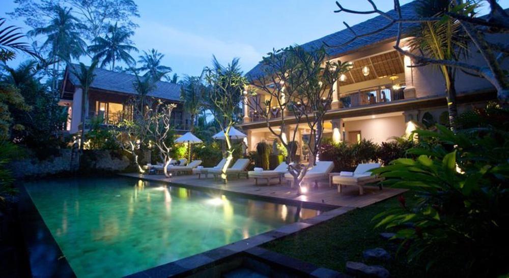 Puri Sunia Resort 4*