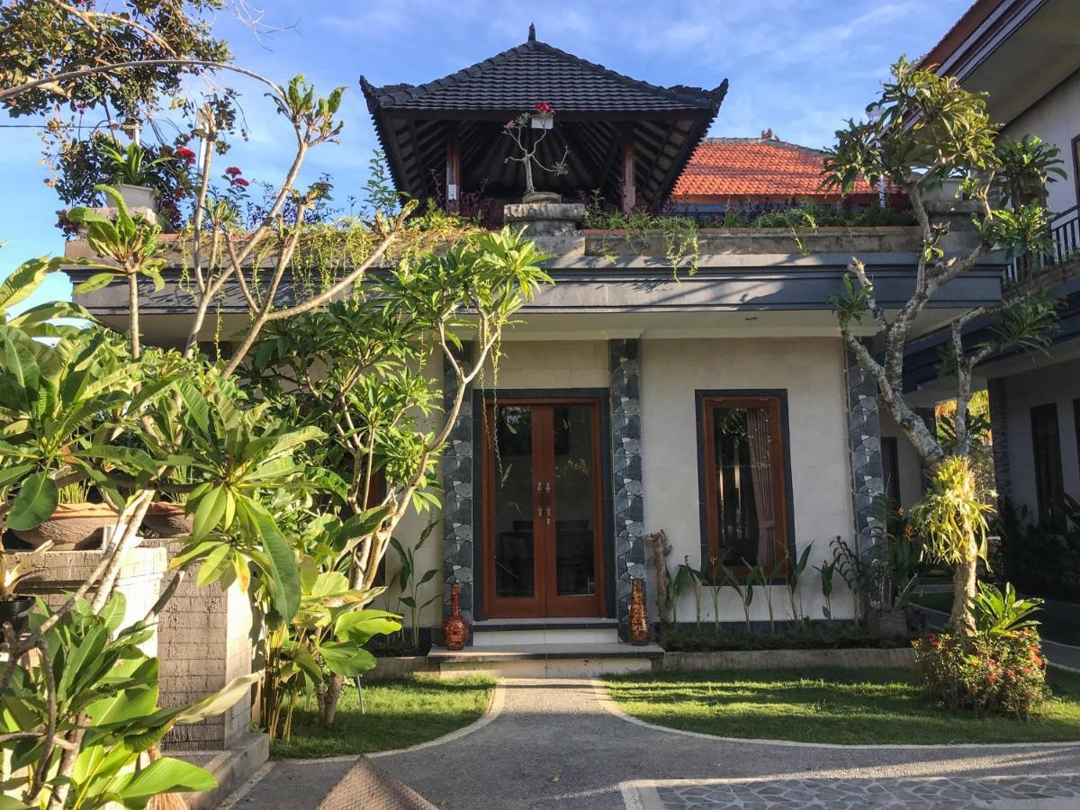 Dira * Ubud (Bali)