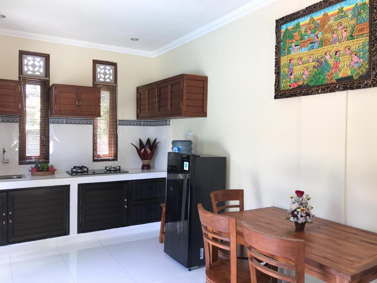 Villa Dira *