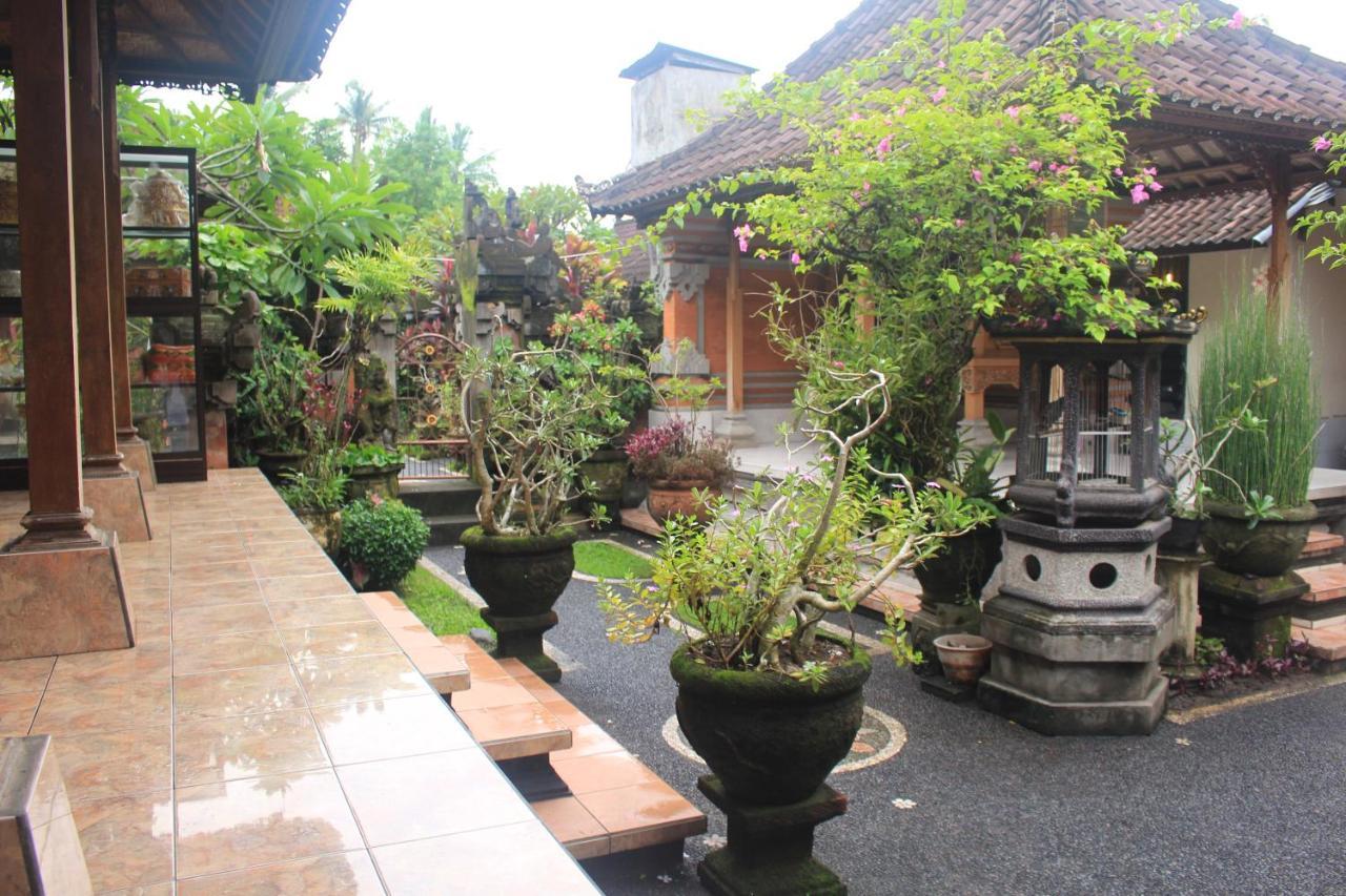 Intan Guest house