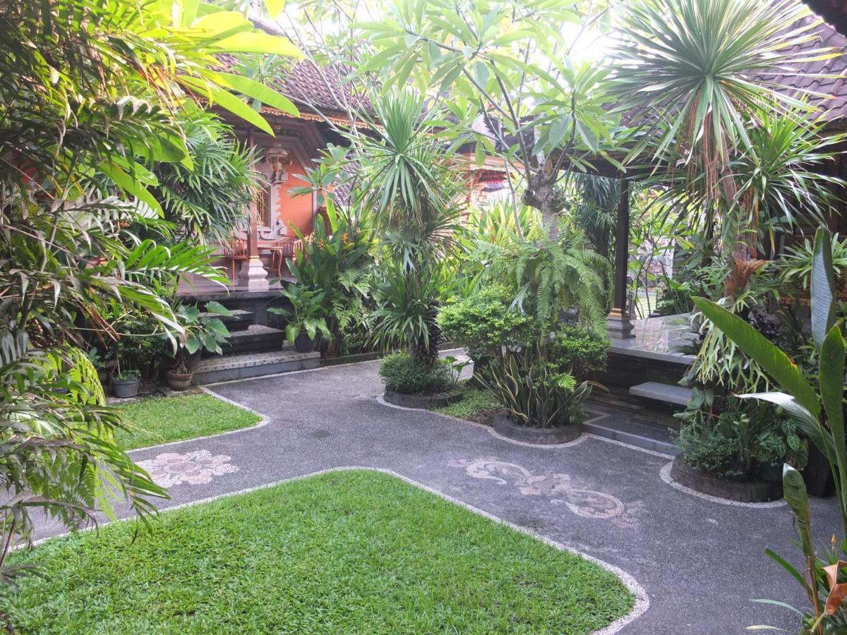 Homestay Ojek's
