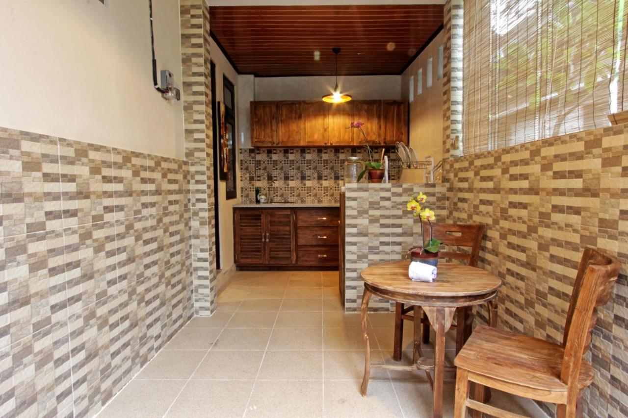Sari House - Balinese Style Homestay