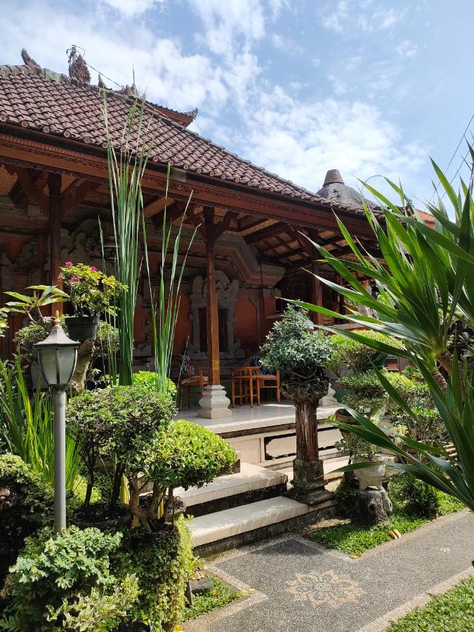 Dika Ubud