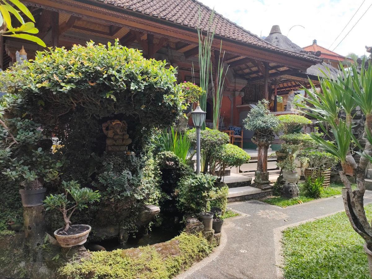 Dika Ubud