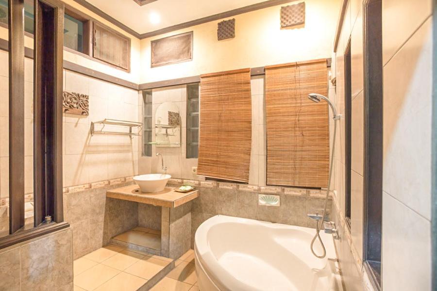 Grand Sehati & Spa, 3*
