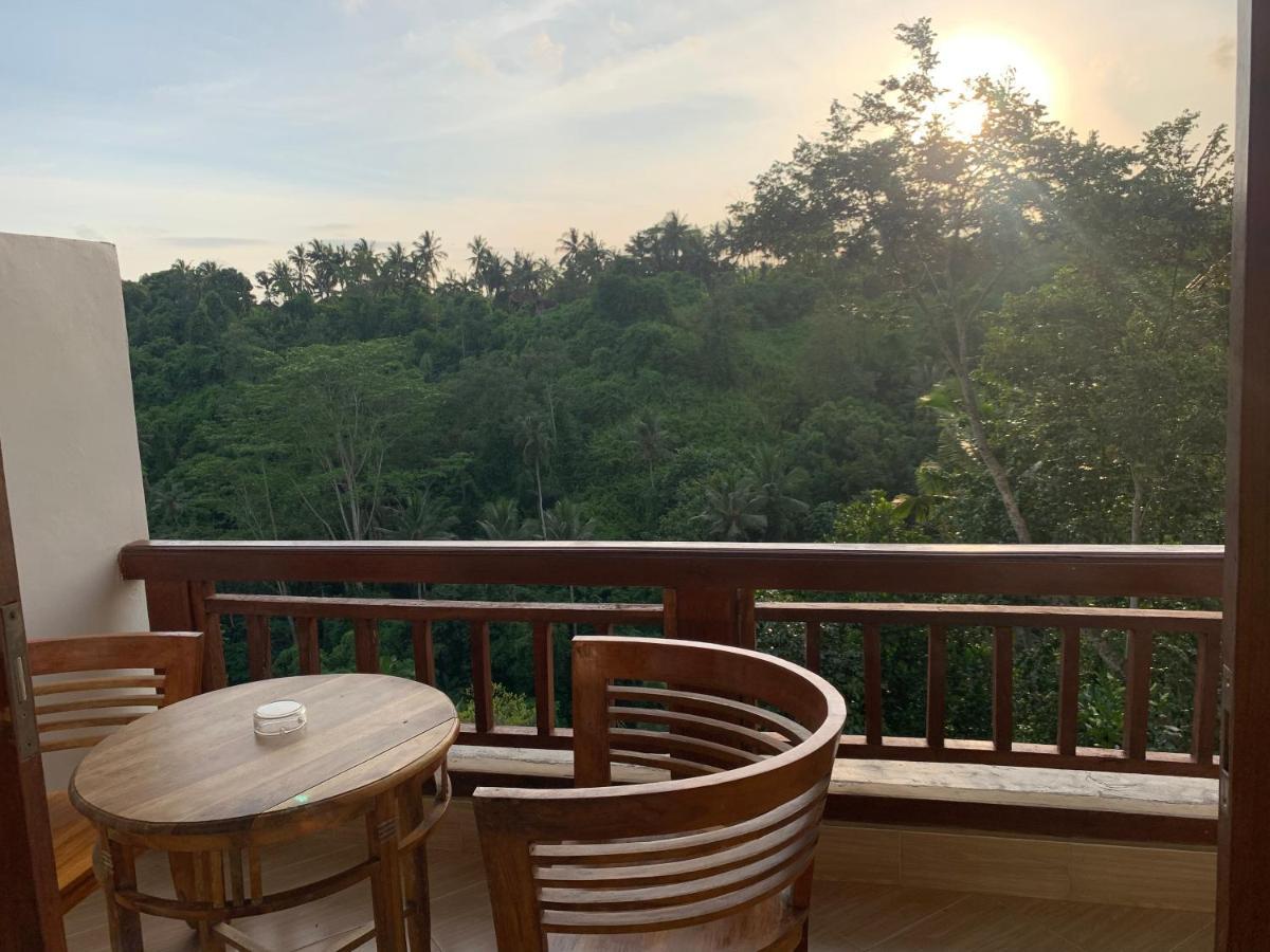 Villa D'tepi House Ubud (Bali)